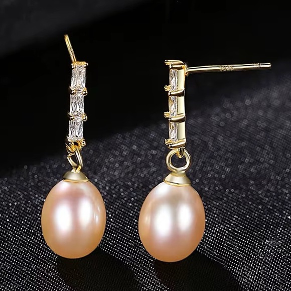 •Classic Clear Zircon S925 Silver Drop Earrings with Elegant Freshwater Pearls
